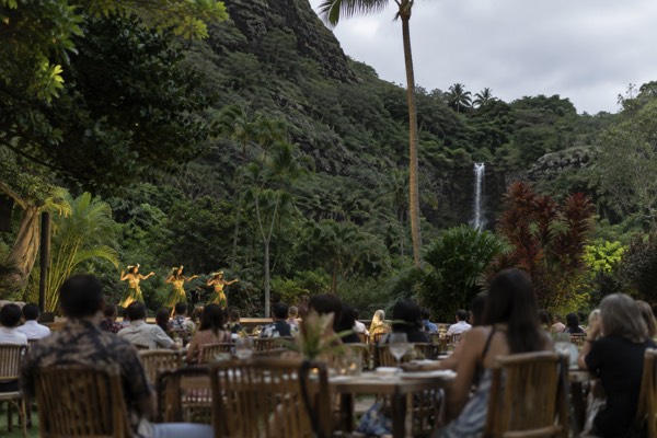 Luau Inside Waimea Valley, Oahu